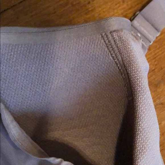 Victoria’s Secret Sports Bra - Picture 4 of 4